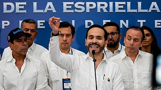 De la Espriella toma posesión como presidente de Colombia este viernes y ratifica el giro a la derecha de la región