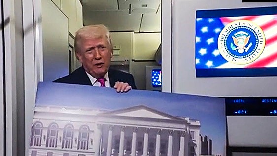Un tribunal obliga a Trump a pedir el permiso del Congreso para continuar la remodelación de la Casa Blanca