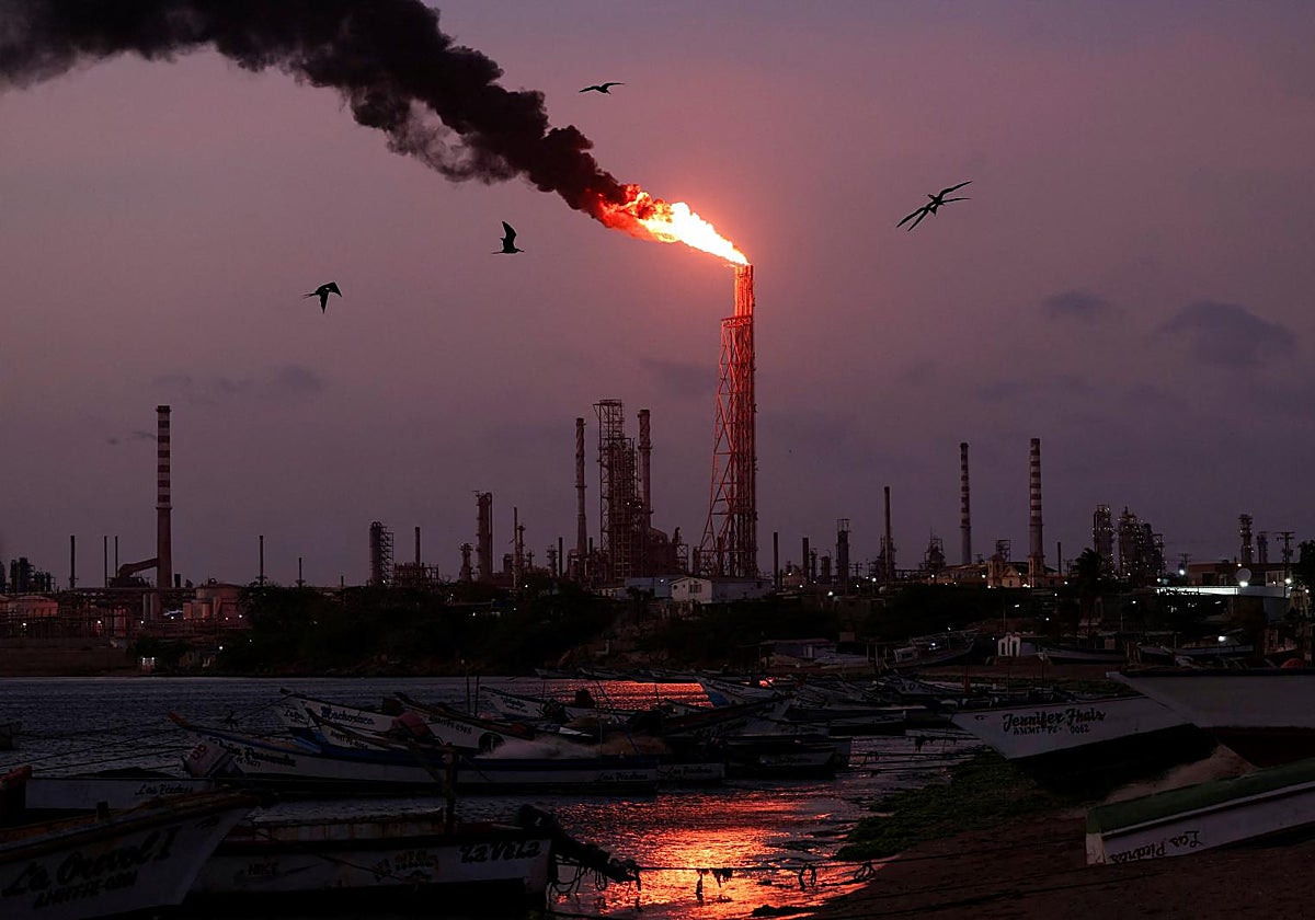 Trump revoluciona el poder energético de EE UU con el pacto sobre el crudo venezolano