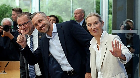 Una exultante AfD proclama que «lo siguiente será Alice Weidel en la cancillería de Berlín»