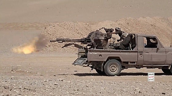Arabia Saudí busca aliados para proteger su petróleo del avance de los hutíes en Yemen