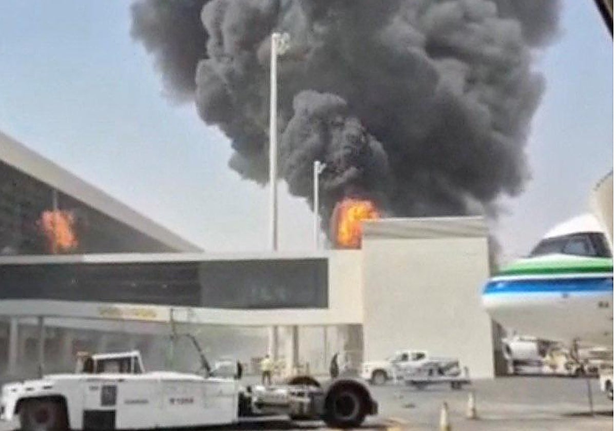 Houthi militia warns airlines after missile strike kills 12 at Riyadh airport