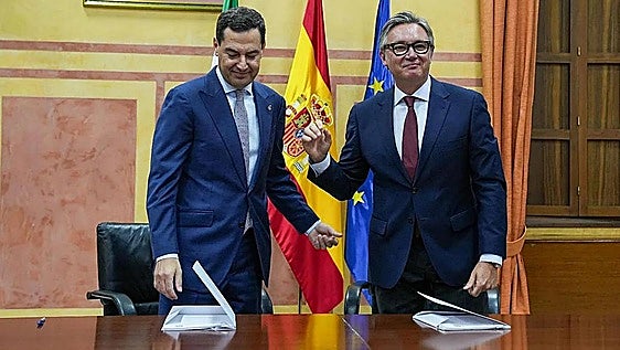 Moreno ata su investidura con Vox y asume la prioridad nacional tras haberla deplorado