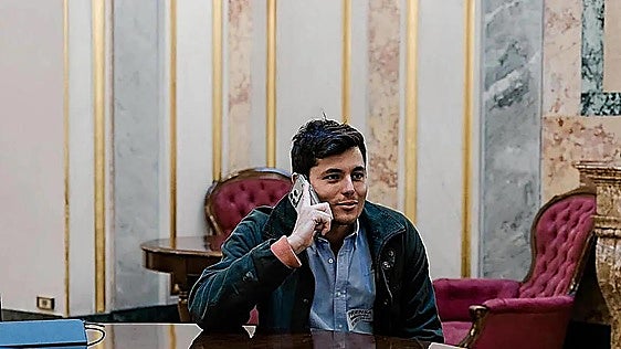 La jueza retira la orden de detención contra Vito Quiles tras acudir al juzgado y le cita a declarar el 20 de julio