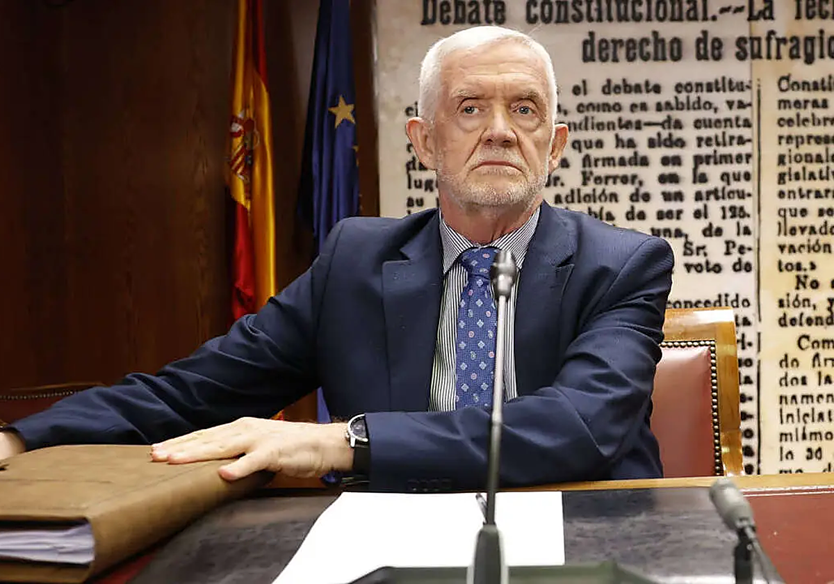 El DAO presenta recortes de prensa con acusaciones de Ábalos y Montero contra la UCO para defender los expedientes a sus agentes