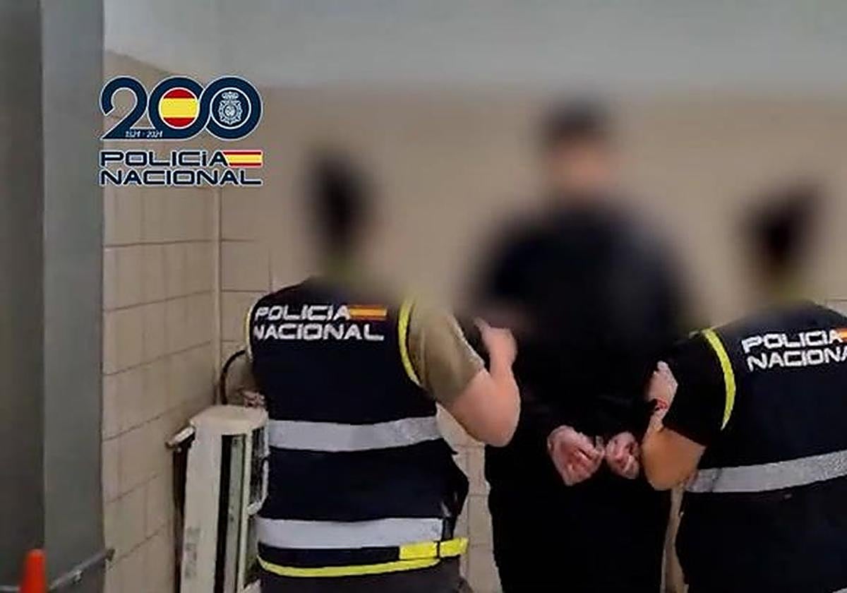 El detenido Emin Muqa Kulic, un ciudadano sueco de 21 años