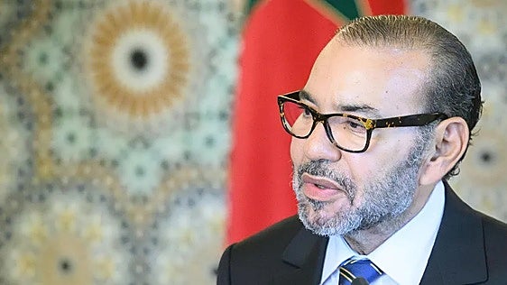 Iustitia Europa denuncia al rey Mohamed VI ante la Corte Penal Internacional por la avalancha de Ceuta