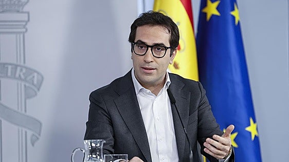 El Gobierno intenta parar el golpe económico de la crisis en Ceuta con la visita de Cuerpo para inyectar ayudas