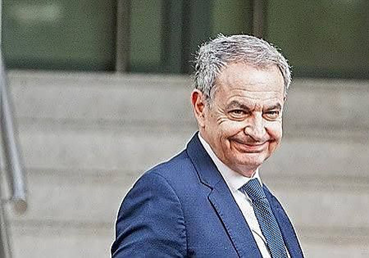 Sánchez defiende la inocencia de Zapatero y atribuye los casos de su familia a una persecución por ser «hermano y mujer» del presidente
