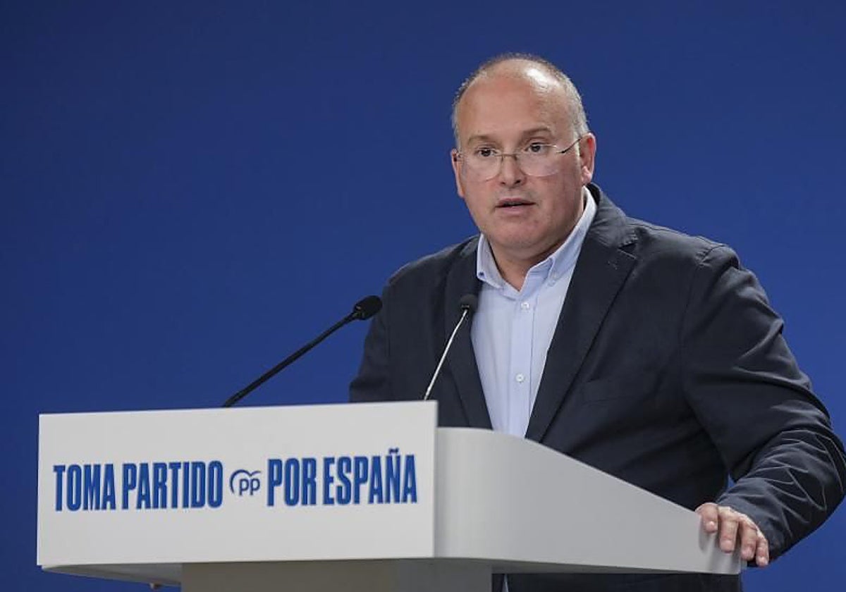 Tellado pide la dimisión de Marlaska y elecciones tras el informe policial que atribuye a fuerzas marroquíes el asalto en Ceuta