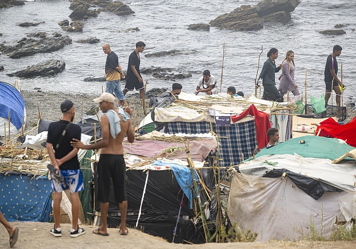 La Fiscalía apoya que la Audiencia Nacional investigue la crisis migratoria de Ceuta