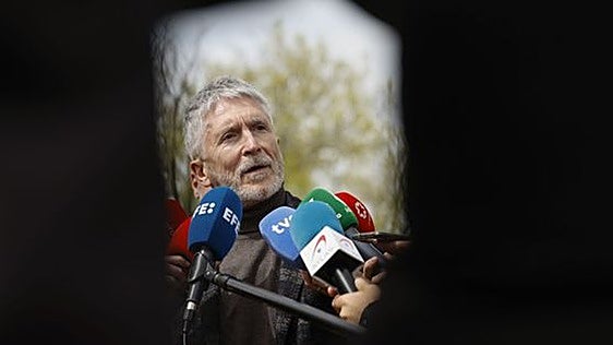 Marlaska trata de quitar hierro al dossier de Interior sobre periodistas y sus ideologías: «Es solo un documento de trabajo»