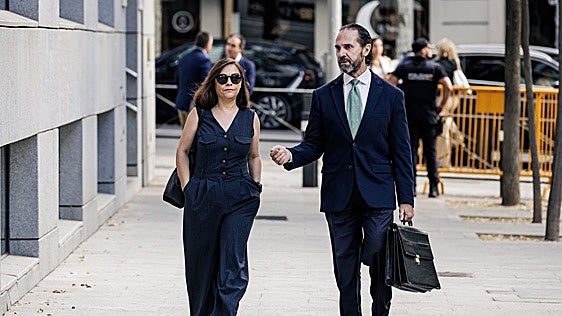 La gerente del PSOE acusa a Cerdán de haber ordenado financiar las 'cloacas' de Ferraz y se desvincula de todo