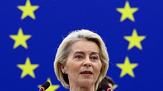 Von der Leyen anuncia una ley de emergencia para acelerar las expulsiones de migrantes: «Ceuta es Europa»