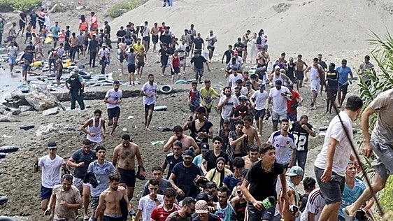 La jueza pide al Gobierno desclasificar de forma urgente más documentos sobre la crisis de Ceuta y los avisos previos