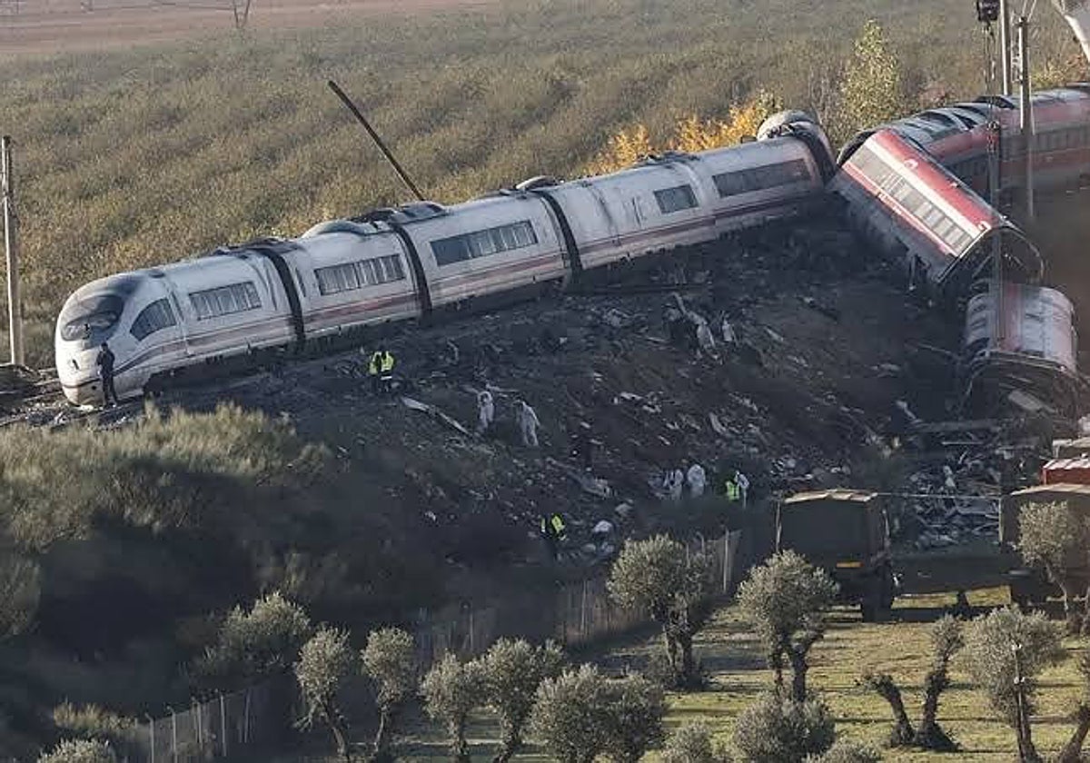 El primer informe oficial: el AVE embistió al Iryo a una velocidad de entre 160 y 200 kilómetros por hora