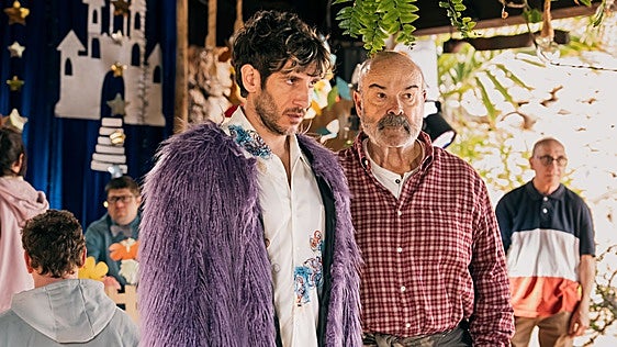 Antonio Resines y Quim Gutiérrez son dos ladrones que se hacen pasar por discapacitados en 'Haciendo amigos'