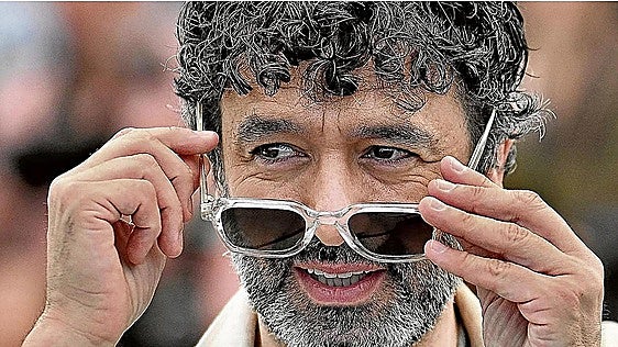 Rodrigo Sorogoyen: «Antes un director podía tener hijos y su carrera seguía igual, porque no los criaba él»