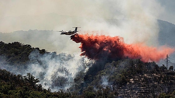 La ola de calor no da respiro hasta el viernes y eleva a «extremo» el peligro de incendio