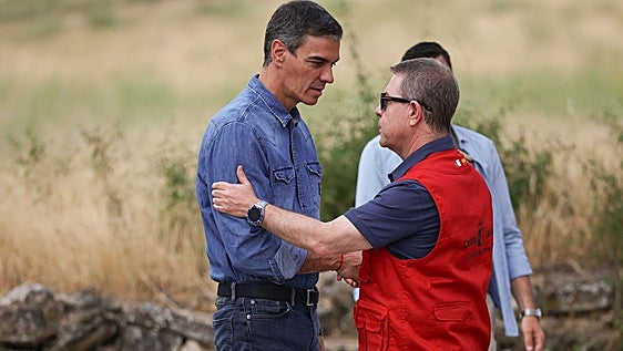 Se ralentiza el avance del incendio de Guadalajara que ha quemado 32.000 hectáreas