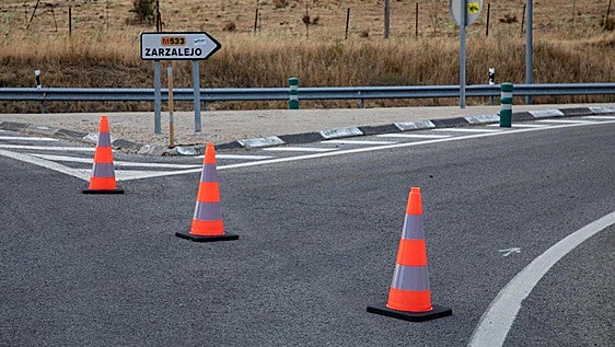 Carreteras cortadas este domingo por los incendios forestales, consulta el mapa actualizado de la DGT