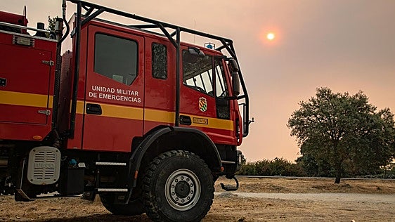 Carreteras cortadas este lunes por los incendios forestales, consulta el mapa actualizado de la DGT