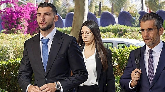 La Audiencia de Valencia autoriza a Rafa Mir a mudarse a Salónica para fichar por un equipo griego