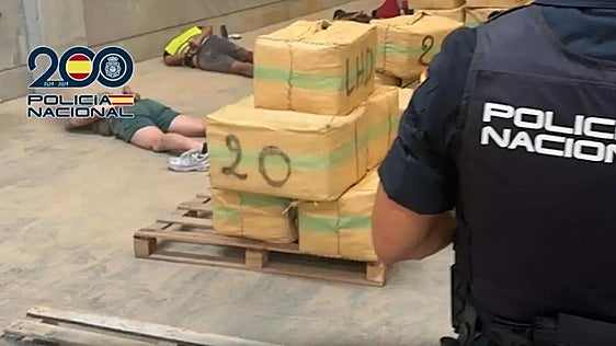 La Policía Nacional desarticula una organización criminal dedicada al tráfico de hachís y detiene a 57 personas en España