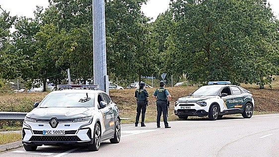 El hermano de la niña sustraída en Oviedo queda bajo la custodia de sus abuelos: «Nunca debió pisar un calabozo»