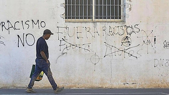 La Fiscalía pide tres años de cárcel a un policía local de Reinosa por un delito de odio