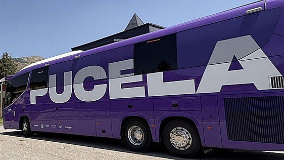 «Alguien está debajo del bus»: así viajó un menor marroquí de polizón con el Real Valladolid