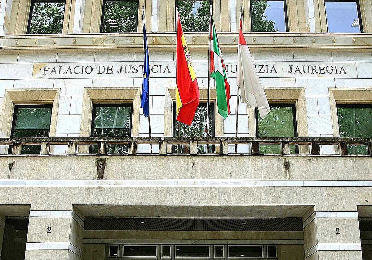 Una nota a su tutor del colegio destapa cinco años de abusos sexuales a una niña en Bilbao