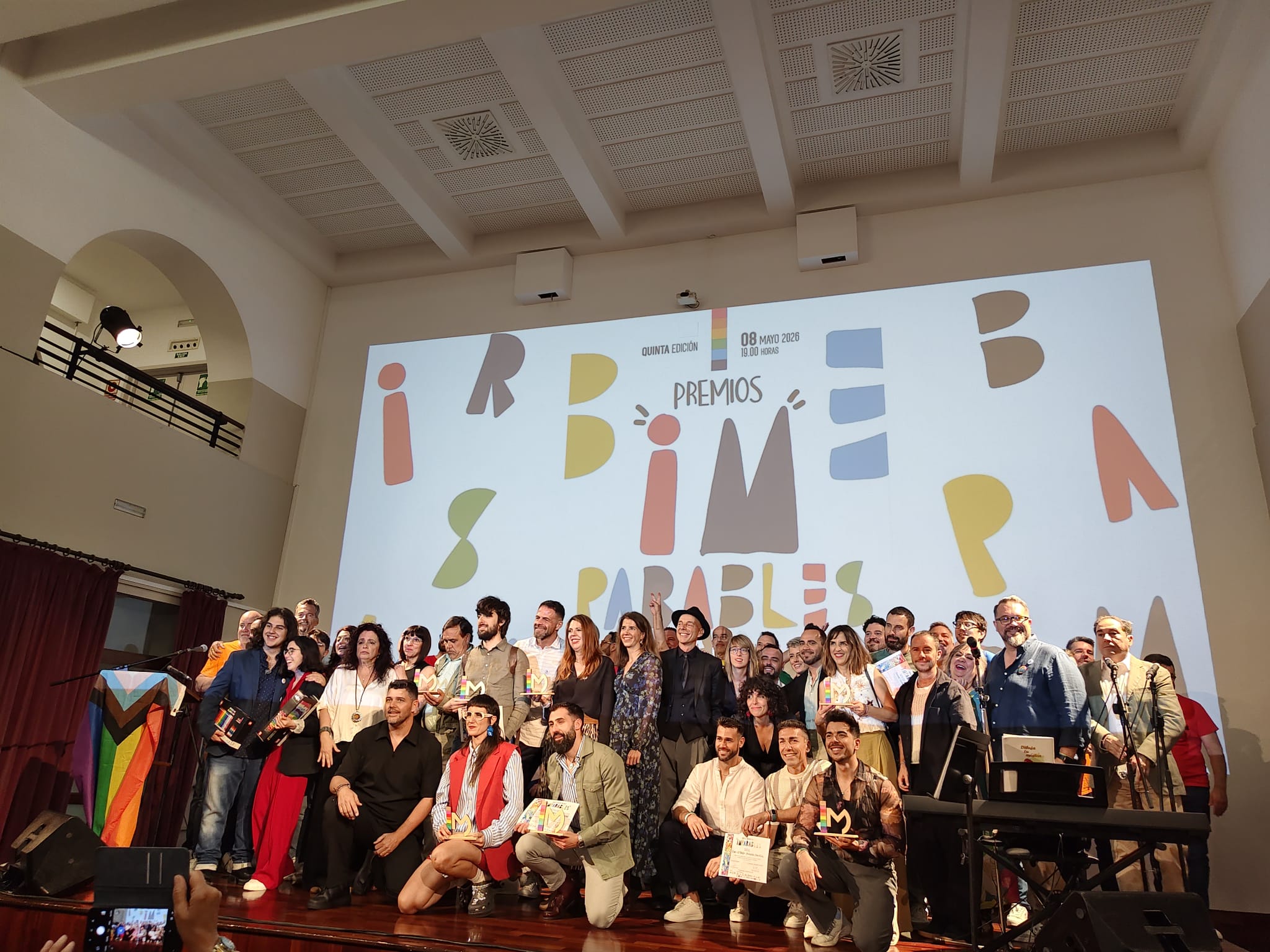 Premiados y organizadores.