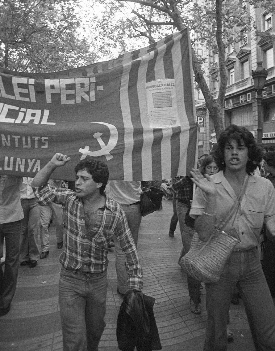 La primera manifestación LGTBI de España, en Barcelona, en 1977. Archivo Colita