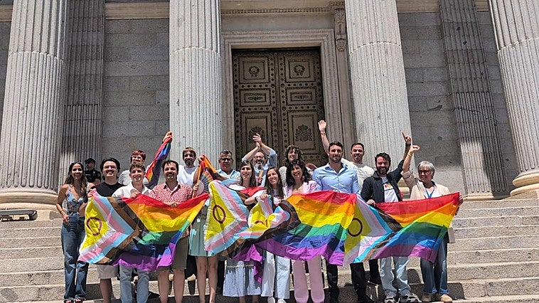 El Congreso aprueba la ley para castigar las prácticas de conversión LGTBI+