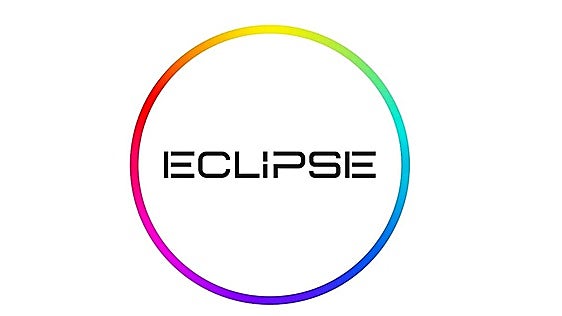 El pub LGTBI que dispara sus reservas por la búsqueda en Google «horario eclipse Granada»