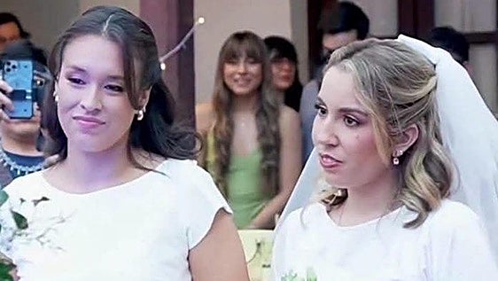 La historia de Fabiana y Scarlett, el primer matrimonio igualitario de Bolivia