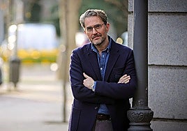 El escritor y periodista Máximo Huerta.