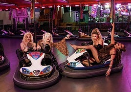 Las Jessis en la Feria de Torremolinos, donde se grabó el videoclip de 'Tonta'.
