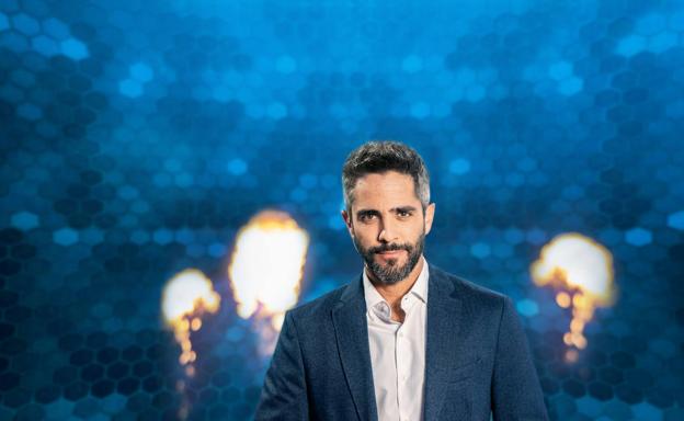 Roberto Leal hace doblete en Antena 3 como presentador de 'Pasapalabra' y 'El Desafío'. 