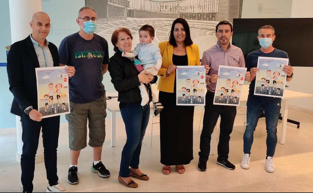 Participantes en la presentación de la carrera. 