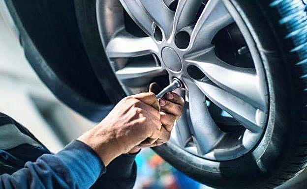 Seis consejos para conseguir que duren más los neumáticos del coche