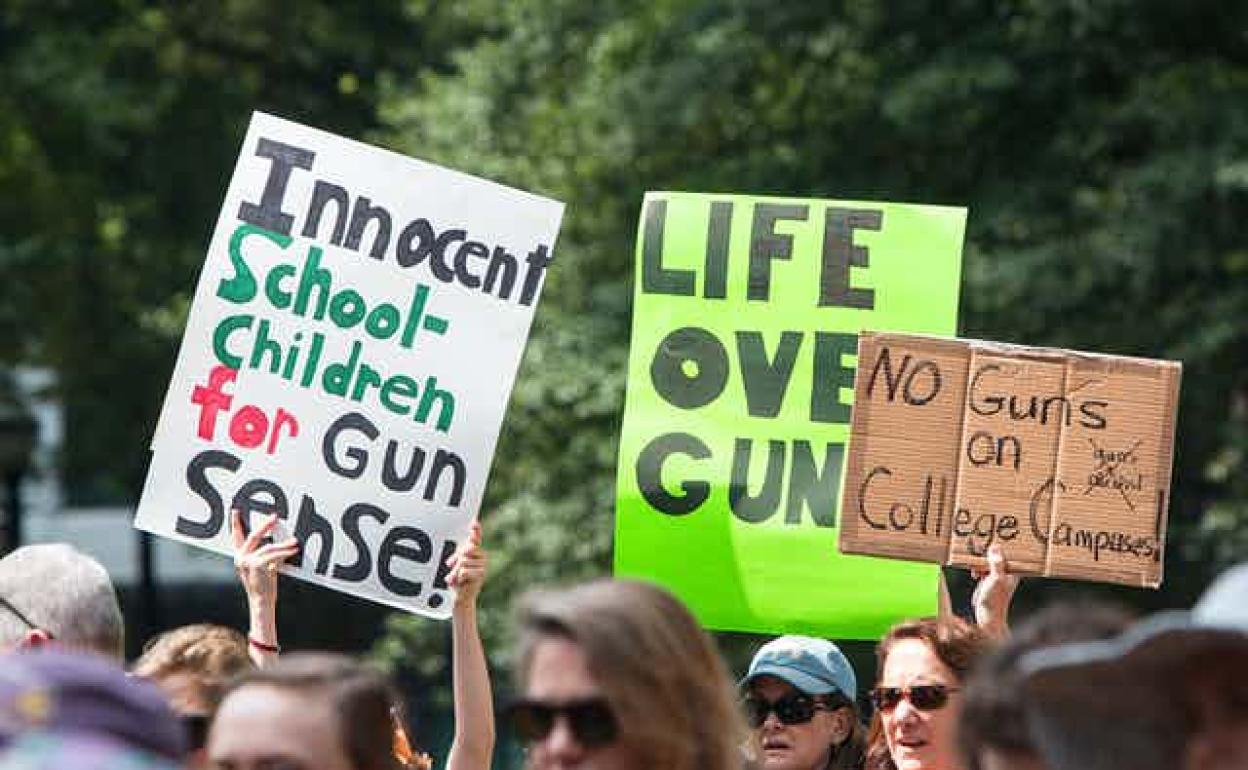 El acceso fácil a las armas y una vida llena de demonios terminaron en masacre en Texas