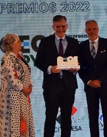 Imagen secundaria 2 - 300 empresarios celebran con CEOE Cepyme Salamanca la gran noche del empresariado
