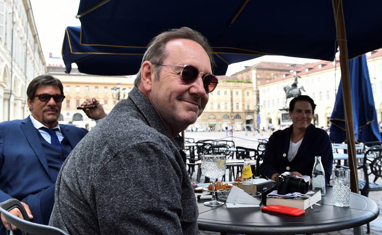 Kevin Spacey durante una reciente visita a Turín para participar brevemente en una película italiana.