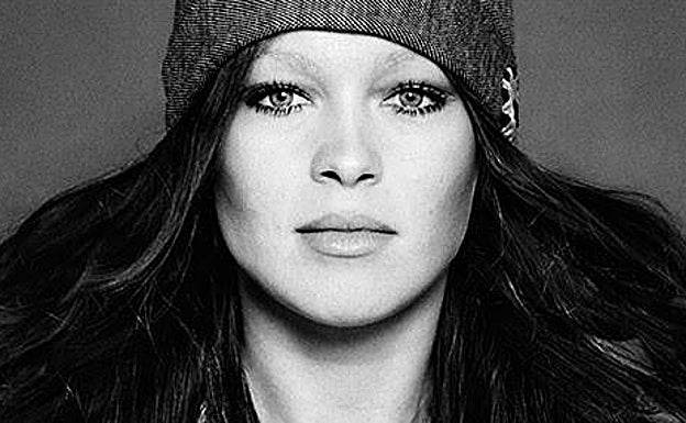 Marisol retratda por César Lucas en los años setena del siglo Psado 