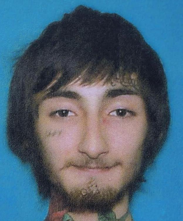 Robert E. Crimo, el joven detenido.