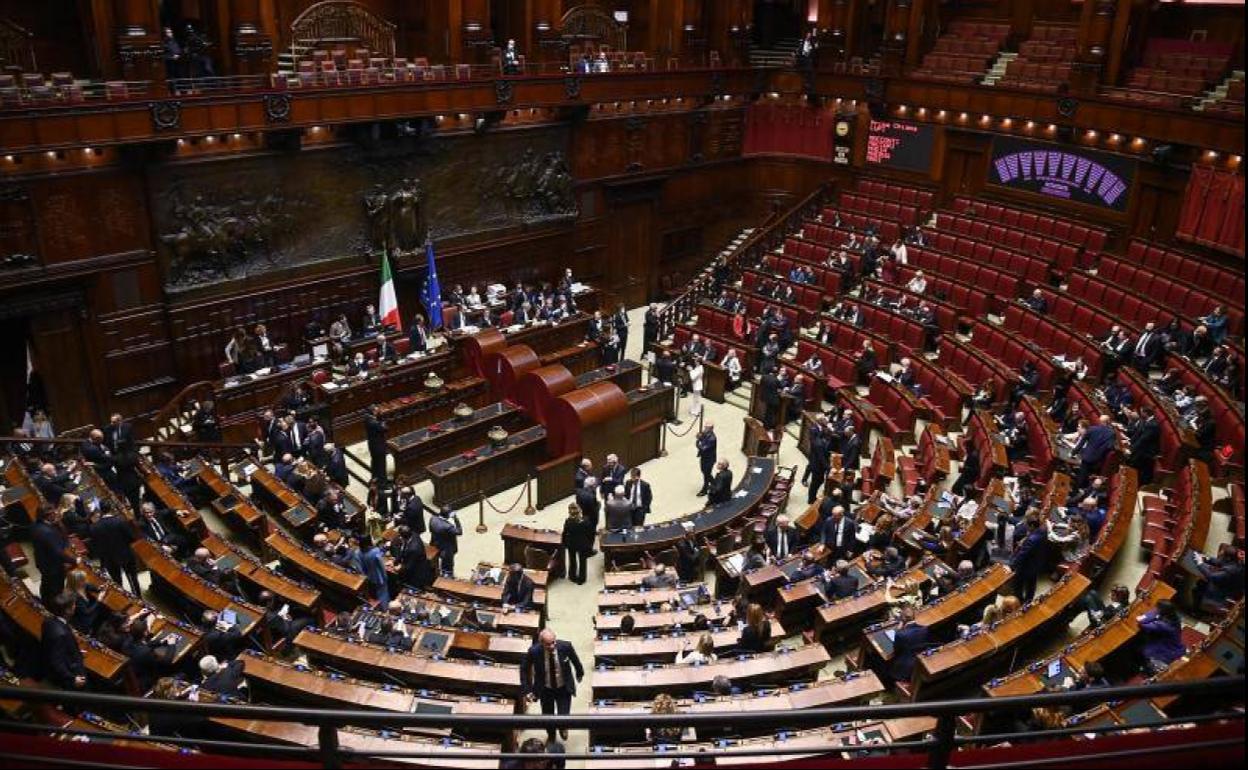 Sesión para elegir al nuevo presidente del Senado italiano, este jueves en Roma.