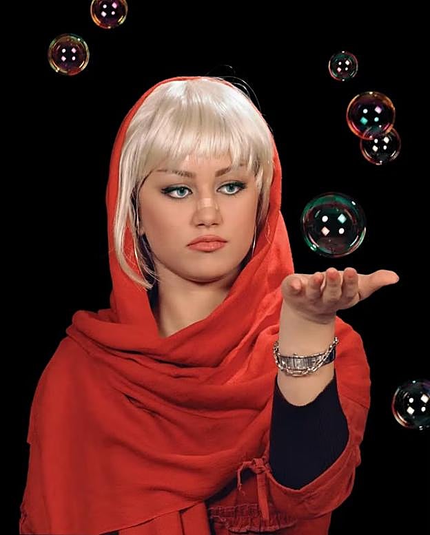 Miss Hybrid 5 de Shirin Aliabadi, 2008. 