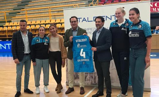 Presentación del acuerdo en Würzburg. 